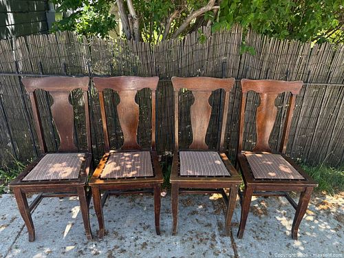 Elmira Furniture Limited T Back Chairs lot 550 (1 of 13)