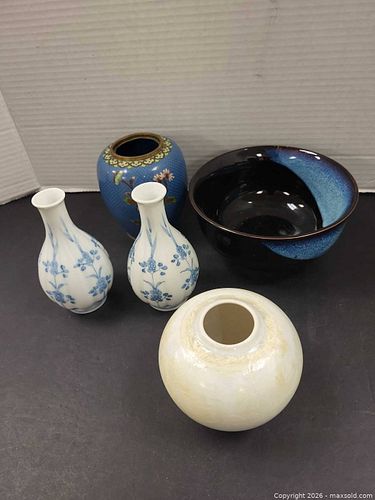 Lot #94 (1 of 11)
