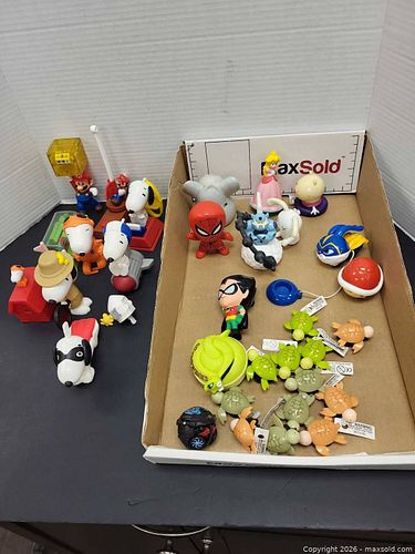 Lot #80 (1 of 12)