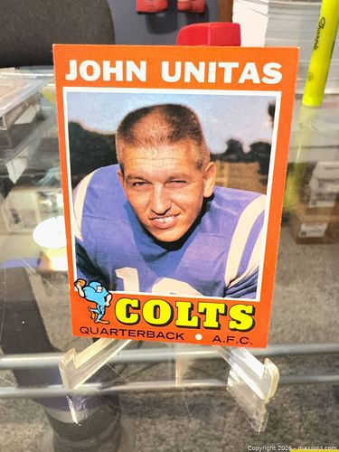 John Unitas Topps 1970s Colts Football Trading Card - near mint ++ (1 of 3)