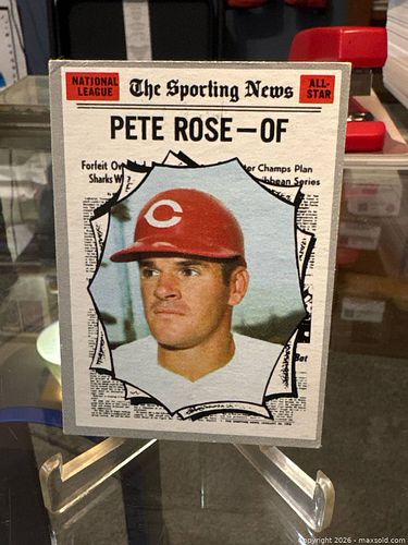 Vintage Pete Rose Baseball Card, Cincinnati Reds, c. 1970, Topps/The Sporting News (1 of 3)