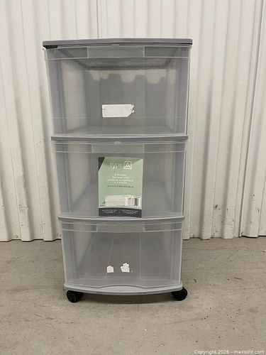 Lot #402 (1 of 9)