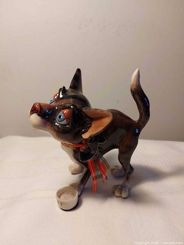 Lot #50 (1 of 7)