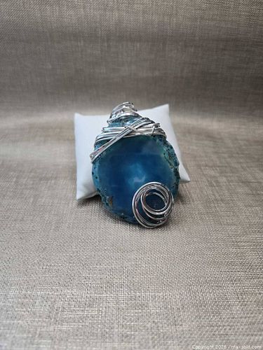Lot #53 (1 of 10)