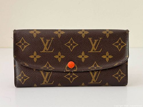 Lot #784 (1 of 12)