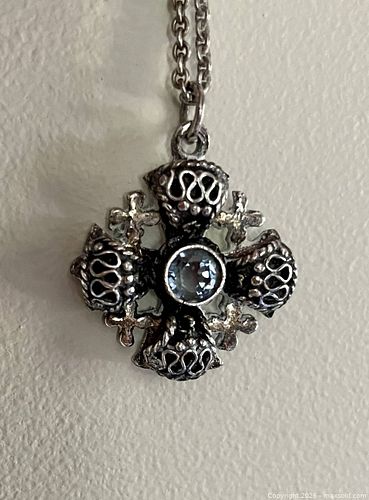 Lot #25 (1 of 4)