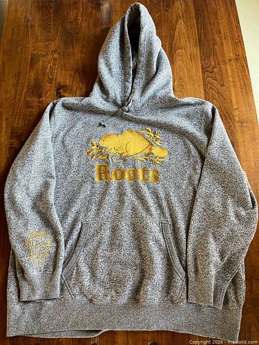 Lot #201 (1 of 12)