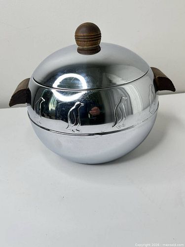 Lot #148 (1 of 11)