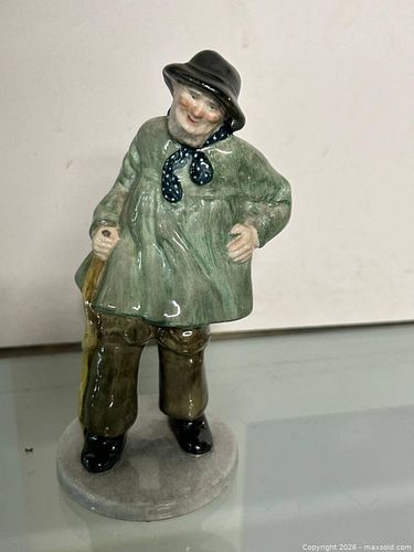 Lot #9 (1 of 4)