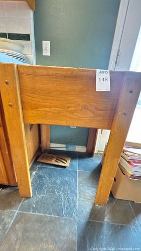Lot #148 (1 of 6)