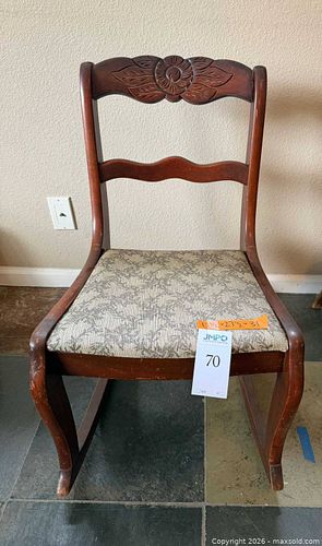 Lot #70 (1 of 9)