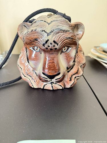 Lot #522 (1 of 3)
