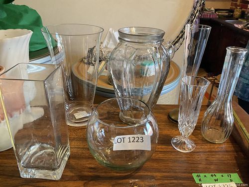 Lot #1223 (1 of 4)