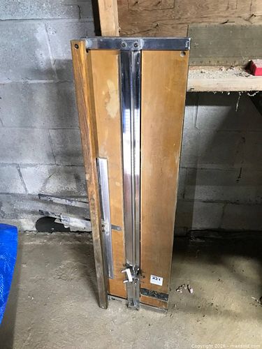 Lot #421 (1 of 3)