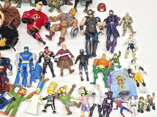Lot of Miscellaneous Toys from the 2000's (1 of 11)