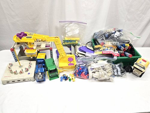 Lot of ROKENBOK System Vehicles, Ball Conveyors, Lifts and More (1 of 5)