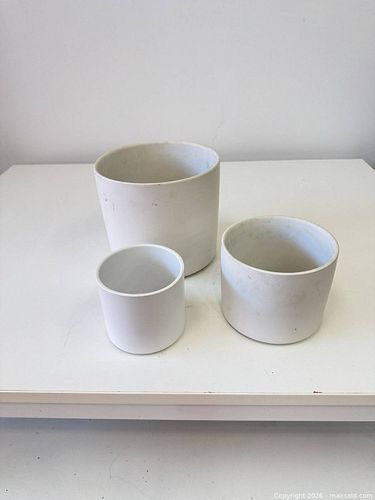 Lot #32 (1 of 3)