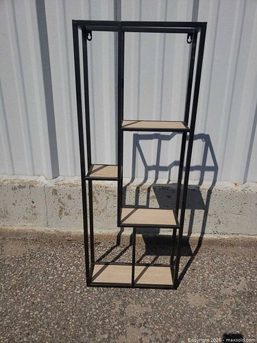 Lot #8 (1 of 4)