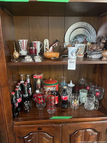 Coca-Cola Bottles, Glassware, Decorative Mugs and Trinkets (1 of 10)
