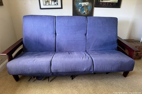 Lot #101 (1 of 4)