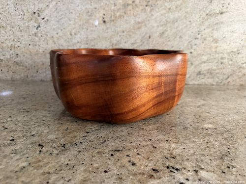 Lot #212 (1 of 3)