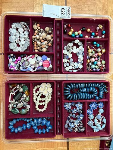 Costume Jewelry Lot — Necklaces, Bracelets & Earrings, Multicolor (1 of 11)