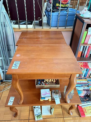 Lot #524 (1 of 9)