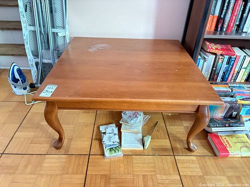 Lot #523 (1 of 9)