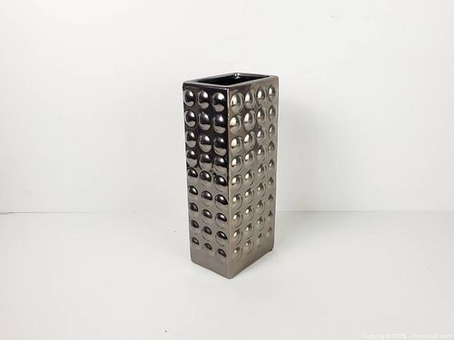 Lot #34 (1 of 9)