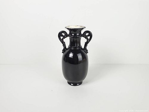 Lot #40 (1 of 8)