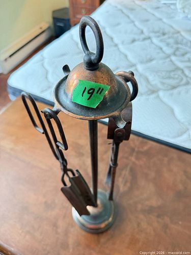 Lot #237 (1 of 9)