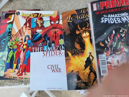 Super hero books (1 of 6)