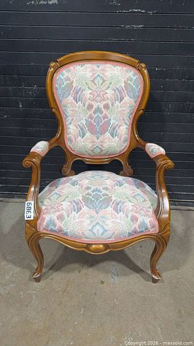 Lot #6863 (1 of 8)