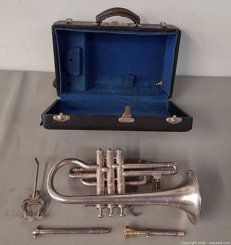 Vintage Silver-Plated Bb Cornet, 3 Piston Valves, Hard Case (1 of 6)
