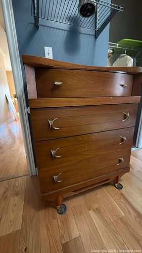 Lot #47 (1 of 6)