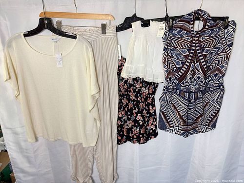 Ladies Clothing XXS/XS (1 of 6)