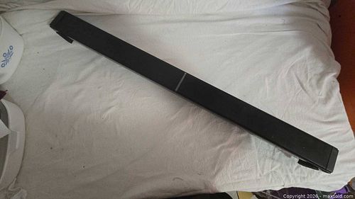 Generic LP-09 Soundbar, Black, 3.5mm AUX & USB (1 of 3)