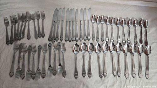 Vandi Stainless Steel Beaded Teardrop Flatware Set (50+ pcs) (1 of 3)