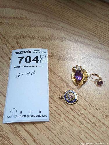Lot #704 (1 of 10)