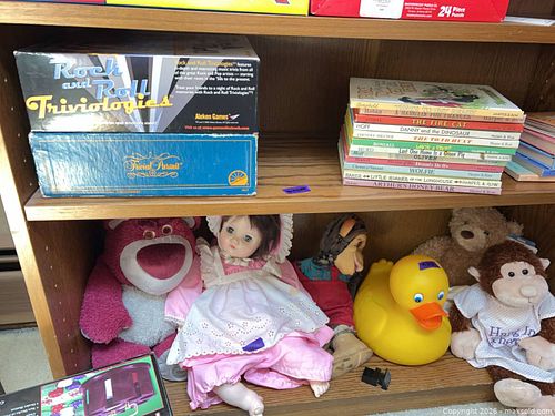 Mixed Lot: Toys, Board Games & Children's Books (6-10 Items) (1 of 9)