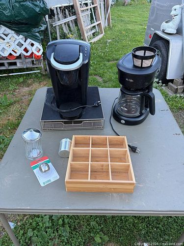 Lot #33 (1 of 7)