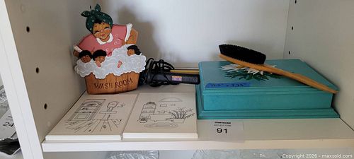 Bath Lot, including jewlery box (1 of 7)