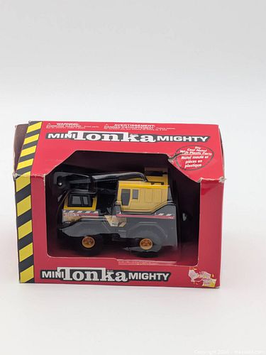 Lot #42 (1 of 8)