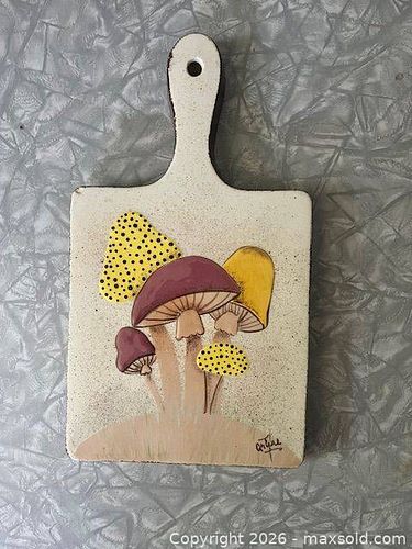 Lot #81 (1 of 6)