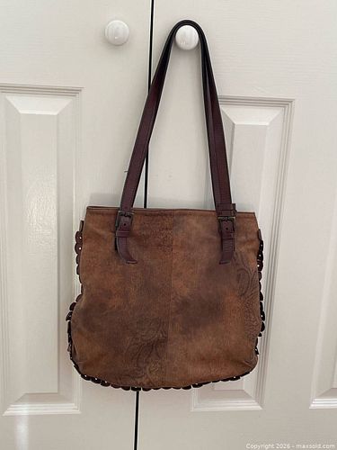 Lot #36 (1 of 13)