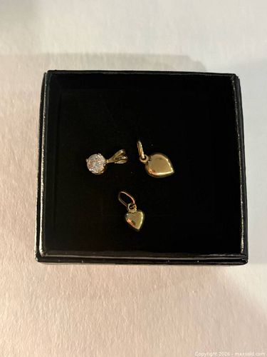Lot #12 (1 of 8)