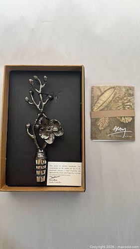Lot #543 (1 of 4)