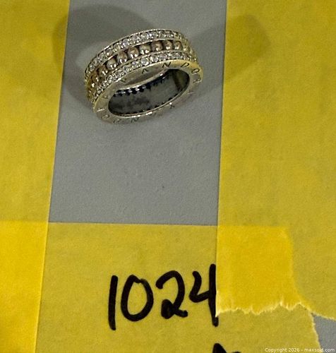Lot #1024 (1 of 5)