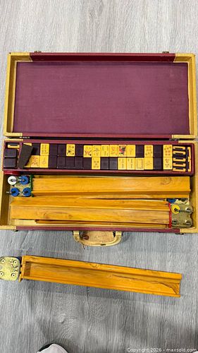 Lot #135 (1 of 4)
