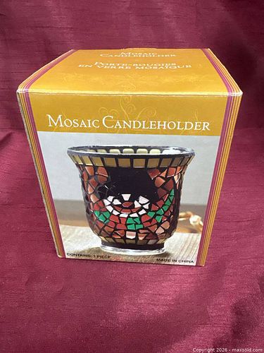 Glass Mosaic Holiday Candle Holder (1 of 3)